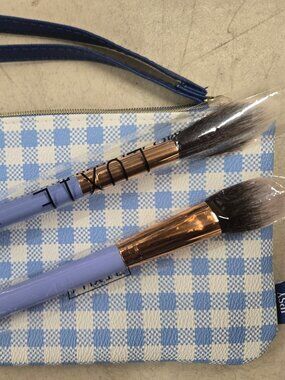 IPSY May 2026 Bag Bundle with Luxie makeup brushes. 1 bags with 2 brushes.